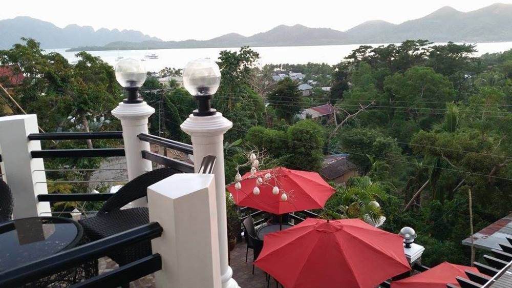 Coron Bancuang Mansion Bed and Breakfast Esterno foto